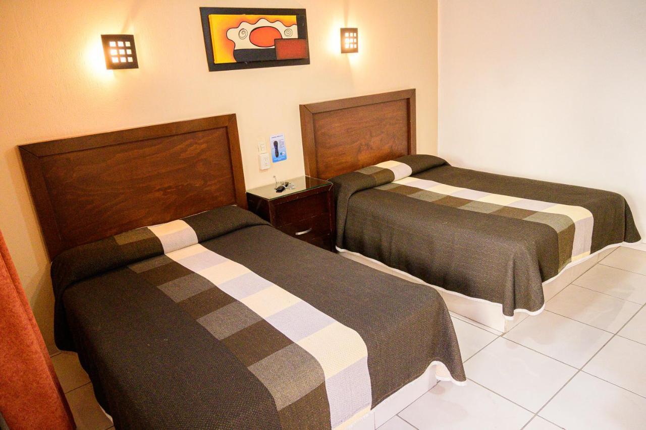 Hotel Acuario En Ocotlan Ngoại thất bức ảnh