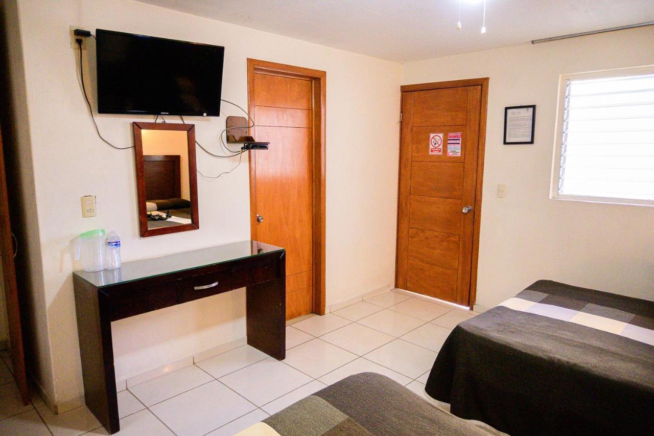 Hotel Acuario En Ocotlan Ngoại thất bức ảnh