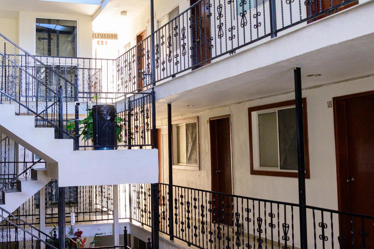 Hotel Acuario En Ocotlan Ngoại thất bức ảnh