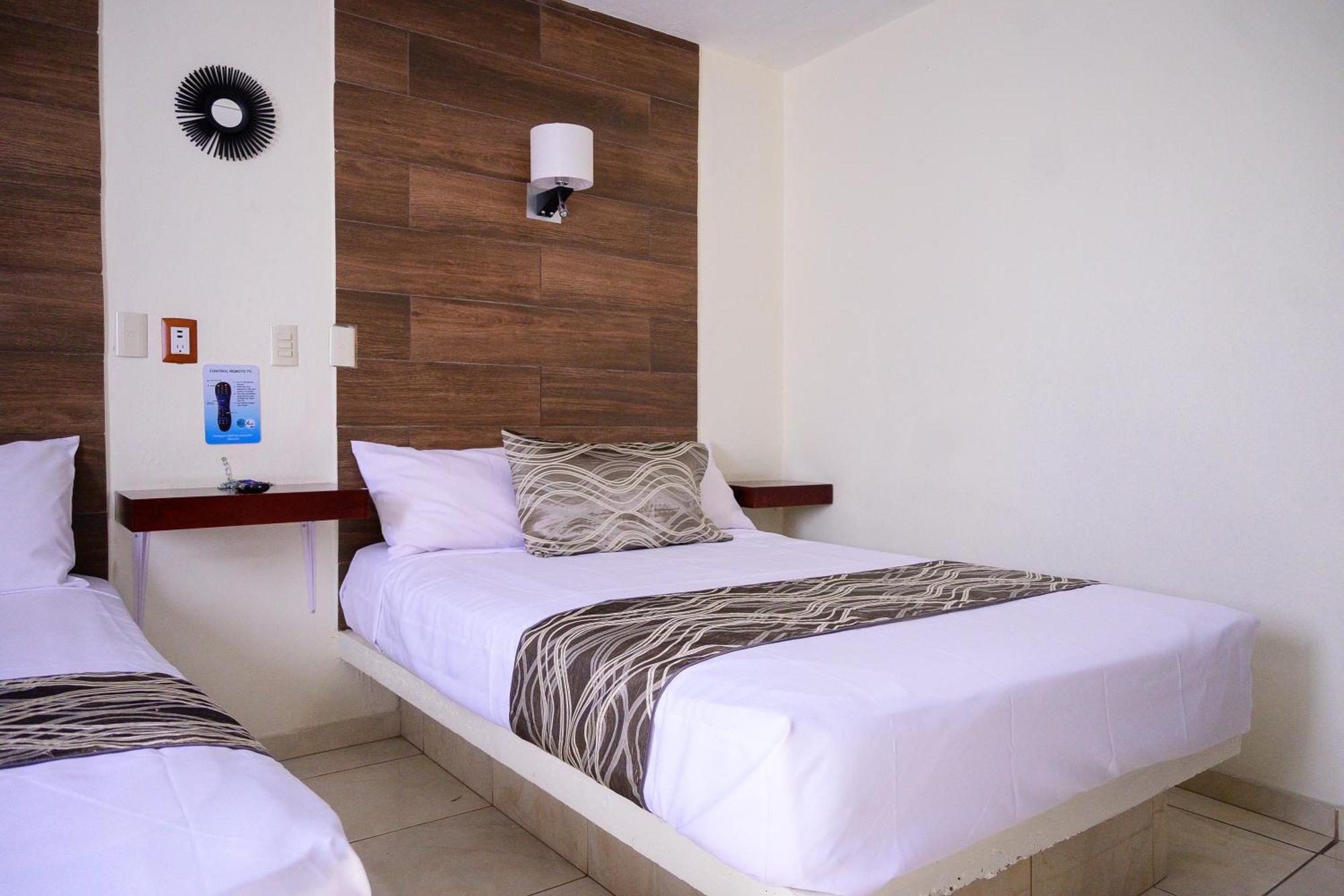 Hotel Acuario En Ocotlan Ngoại thất bức ảnh