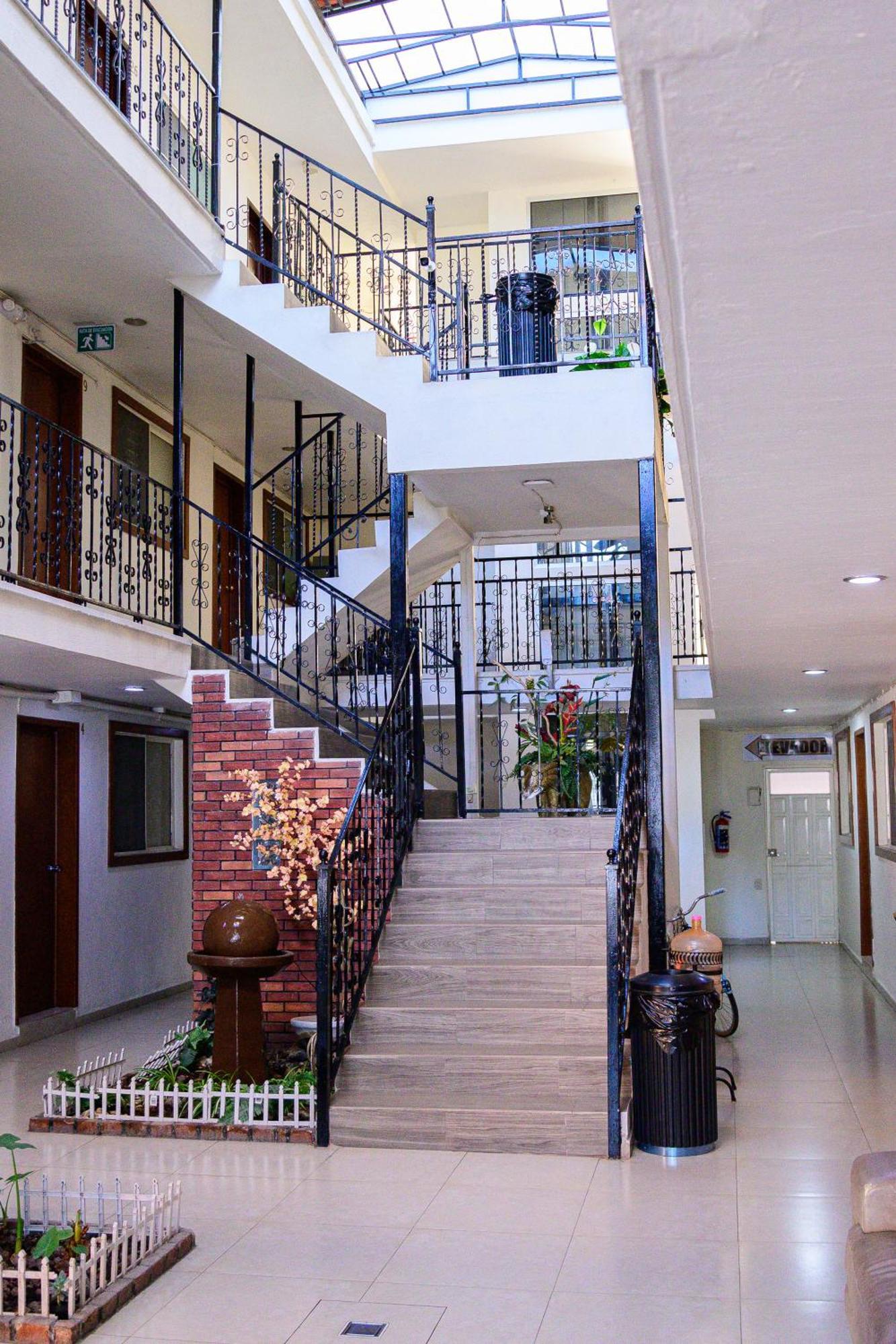 Hotel Acuario En Ocotlan Ngoại thất bức ảnh