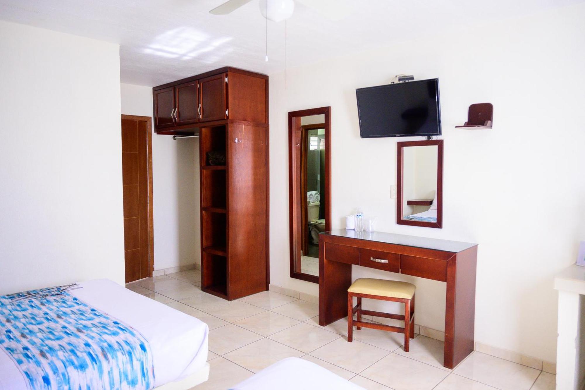 Hotel Acuario En Ocotlan Ngoại thất bức ảnh